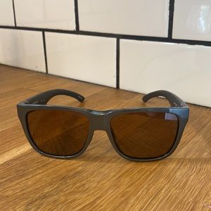 Smith Lowdown 2 Charcoal ChromaPop Polarized Brown